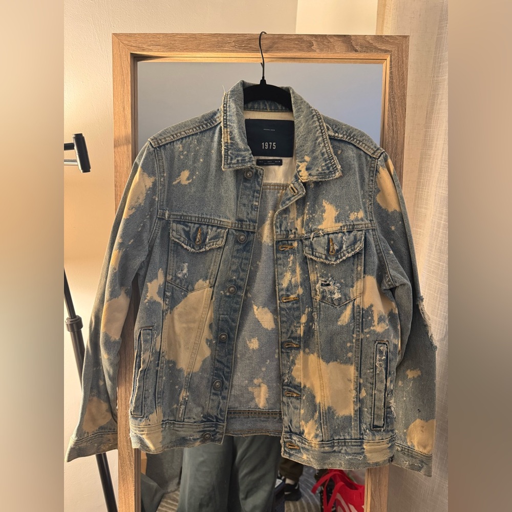 Distressed 1975 vintage gap denim jacket